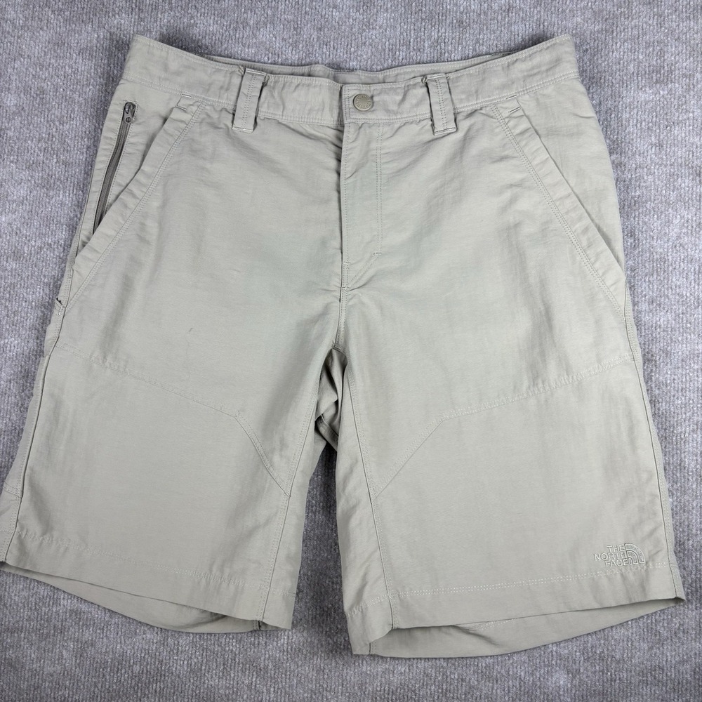 The North Face Mens 34 Beige Hiking Cargo Shorts Zip Pocket Outdoor 10"